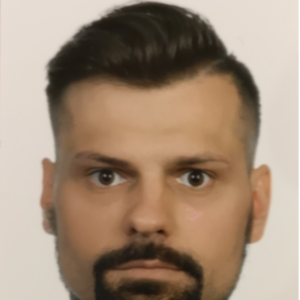 ADAM JANICKI MAZ/BT/0025/22
