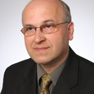 Dariusz Grzesiak SLK/BO/1758/21